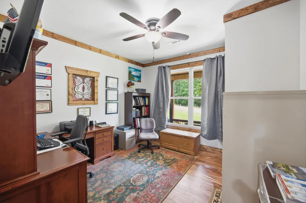 430 Gray Creek Road Graysville, TN 37338
