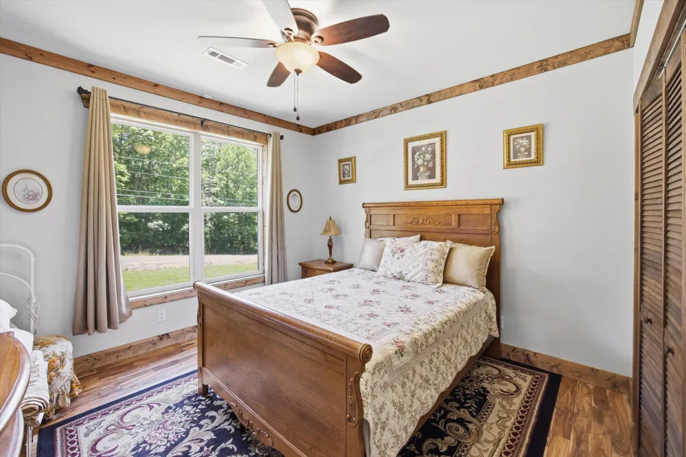 430 Gray Creek Road Graysville, TN 37338