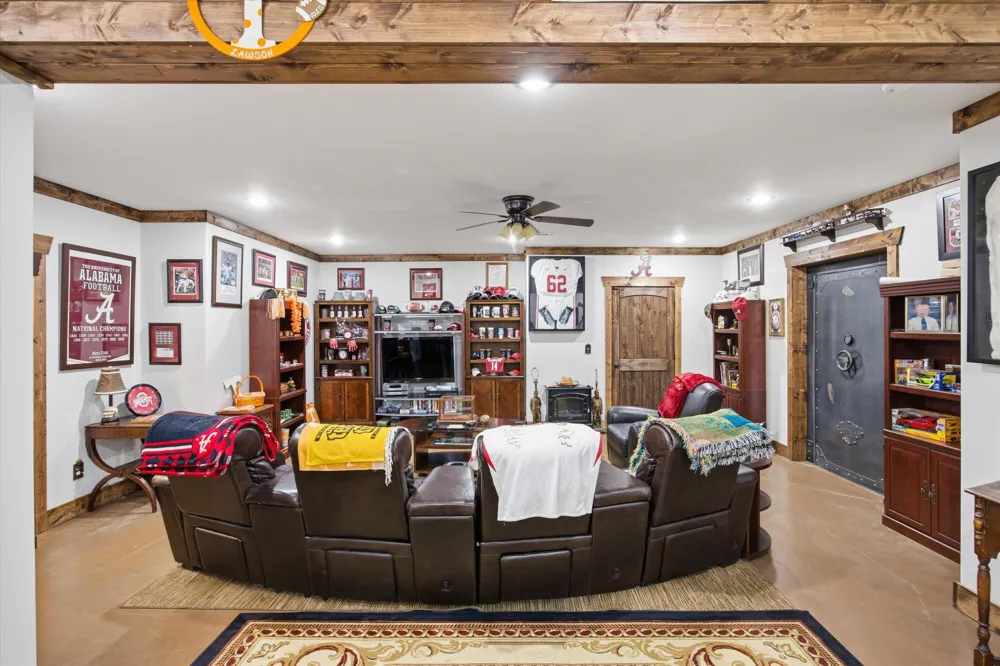 430 Gray Creek Road Graysville, TN 37338