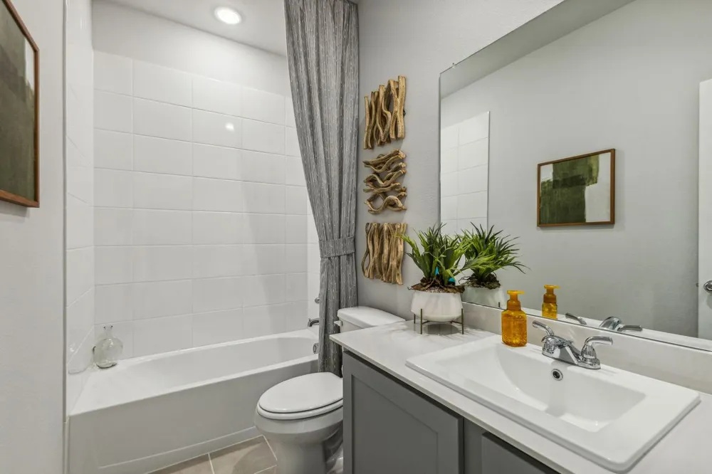105 Malibu Hutto, TX 78634