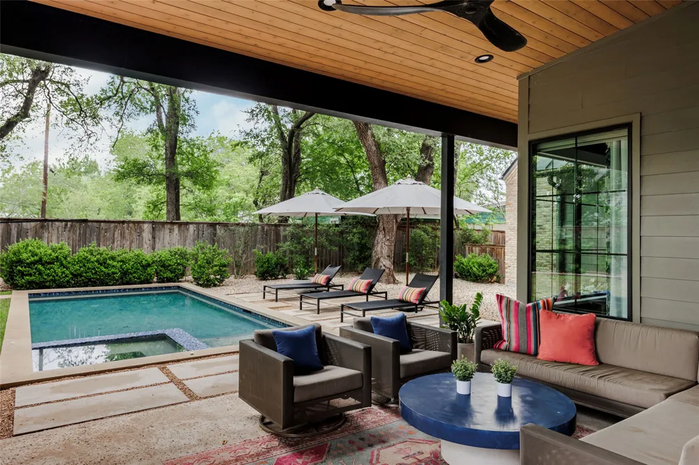 2311 Westoak Drive Austin, TX 78704