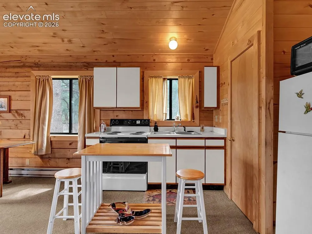 1462 Pulver Road Lake George, CO 80827