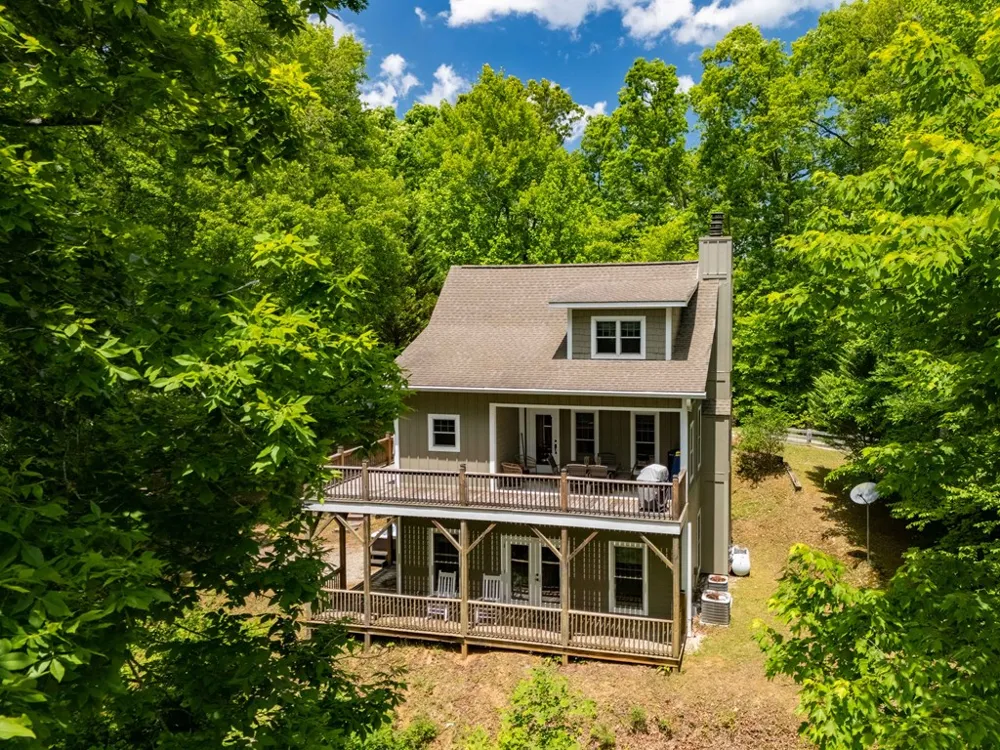 Hidden View Lane Almond, NC 28702