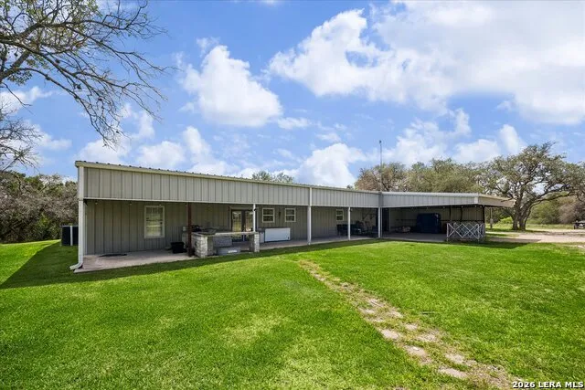 575 County Road 342 Hondo, TX 78861