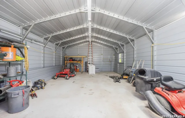 575 County Road 342 Hondo, TX 78861