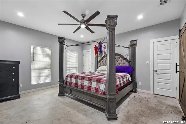 575 County Road 342 Hondo, TX 78861