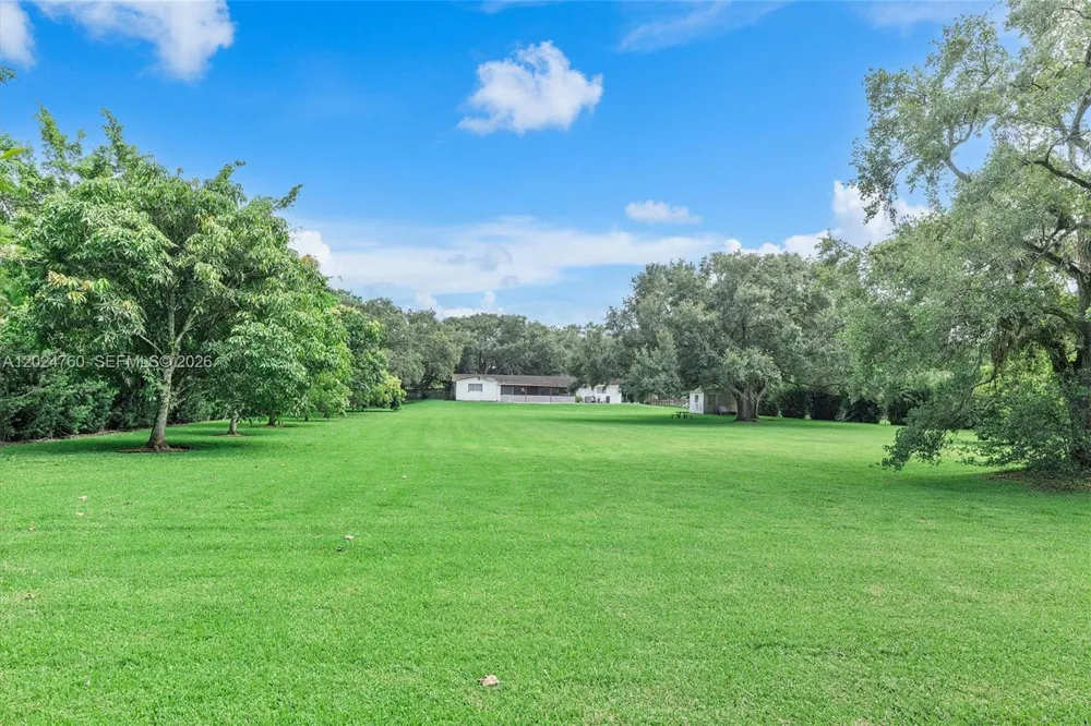13821 Mustang Trl Southwest Ranches, FL 33330