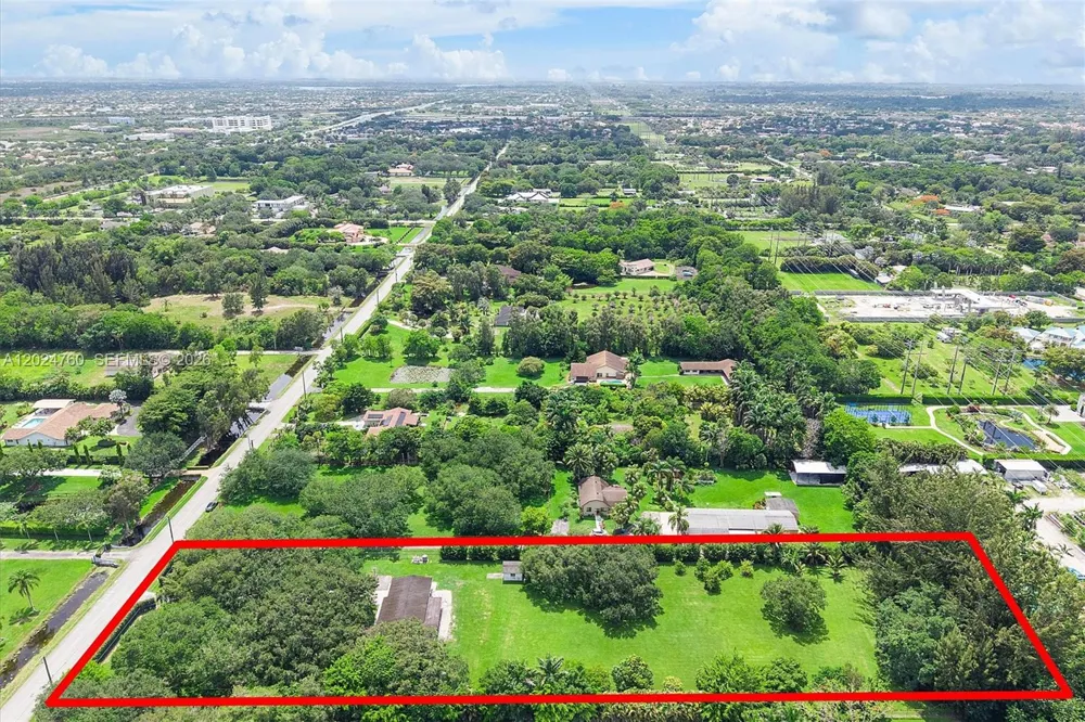 13821 Mustang Trl Southwest Ranches, FL 33330