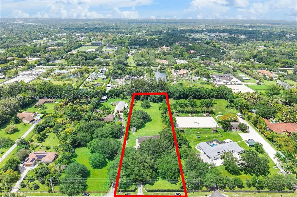 13821 Mustang Trl Southwest Ranches, FL 33330