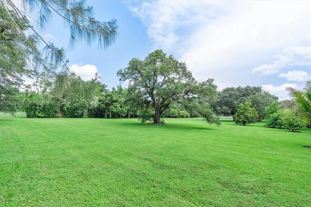 13821 Mustang Trl Southwest Ranches, FL 33330