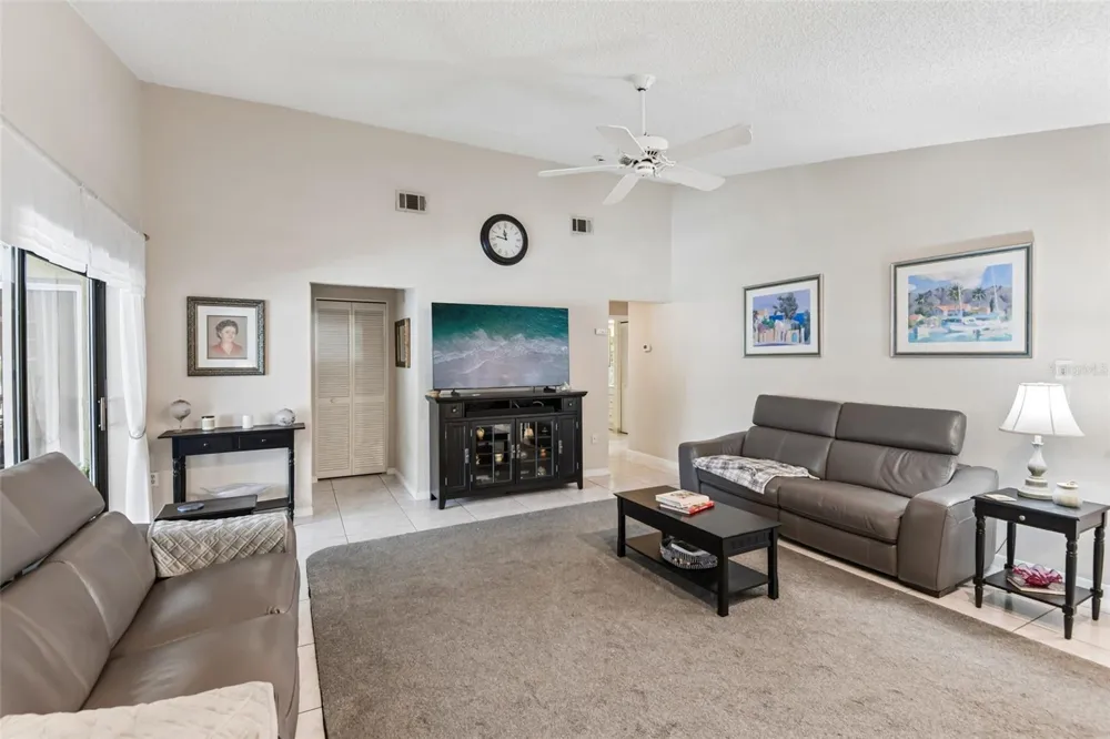 12596 93RD WAY Largo, FL 33773