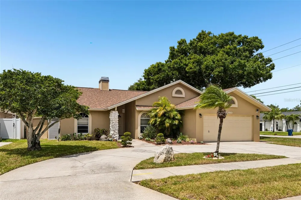 12596 93RD WAY Largo, FL 33773