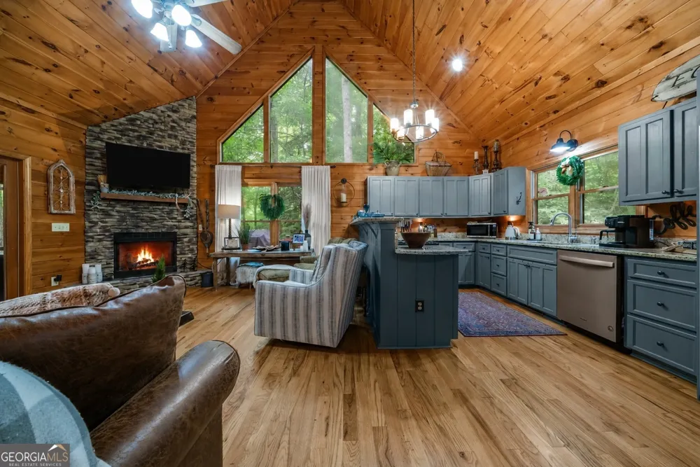 73 Horizon LN Epworth, GA 30541