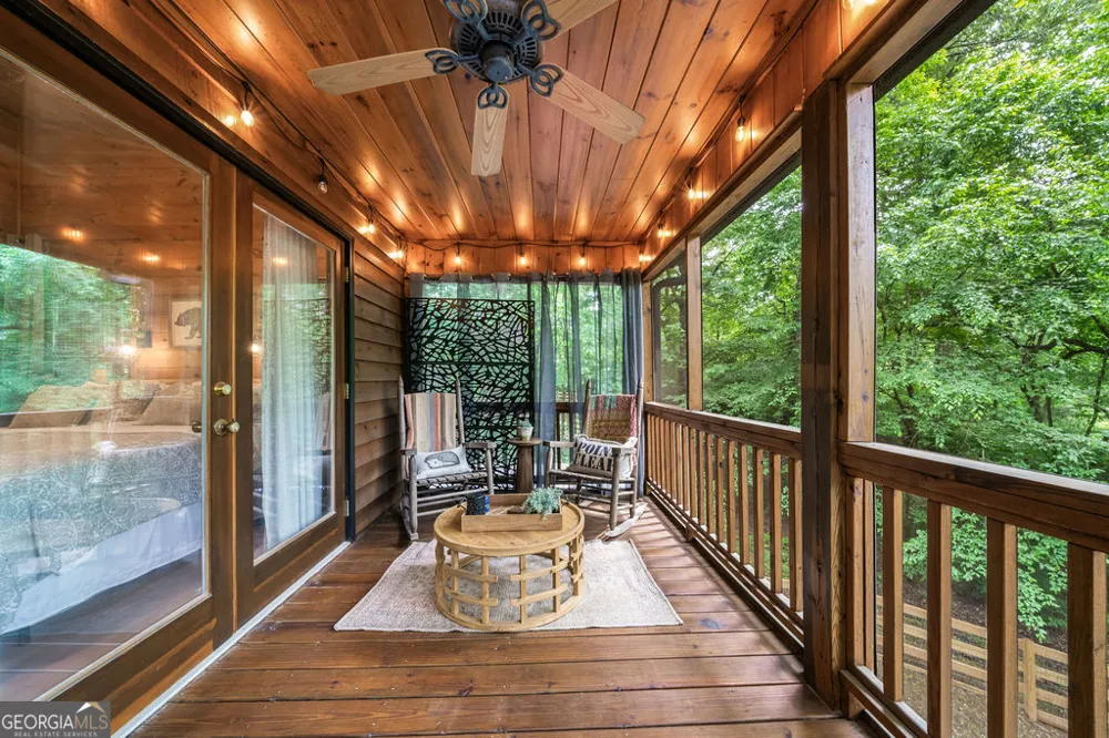 73 Horizon LN Epworth, GA 30541