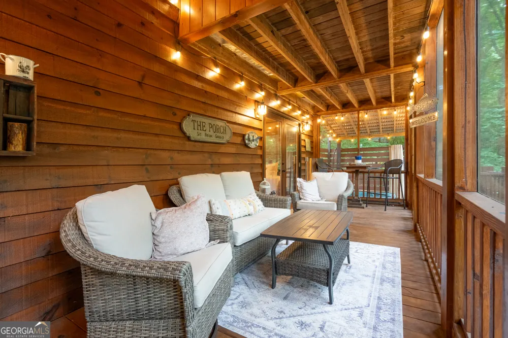 73 Horizon LN Epworth, GA 30541