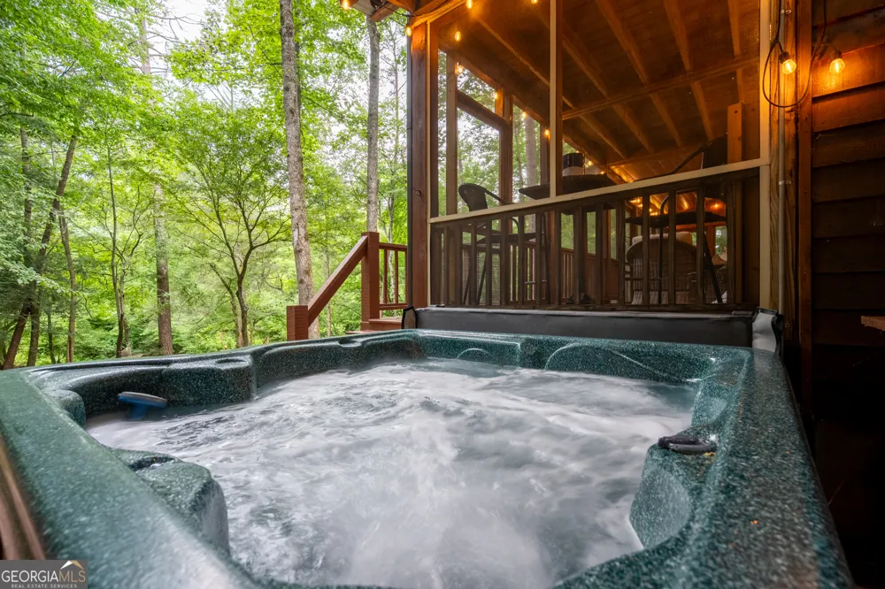 73 Horizon LN Epworth, GA 30541