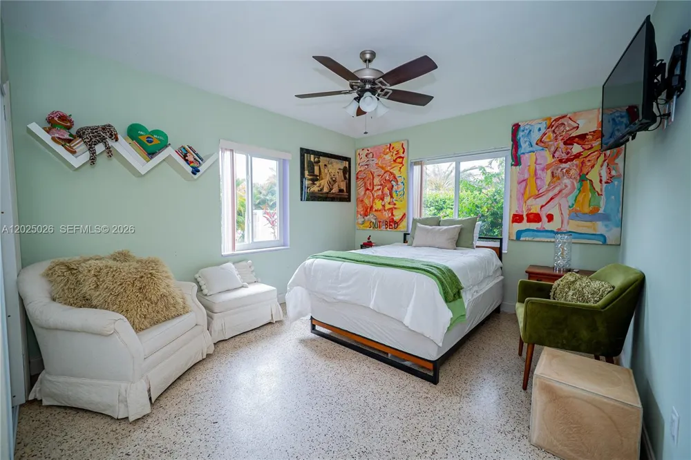 548 East Dr Miami Springs, FL 33166