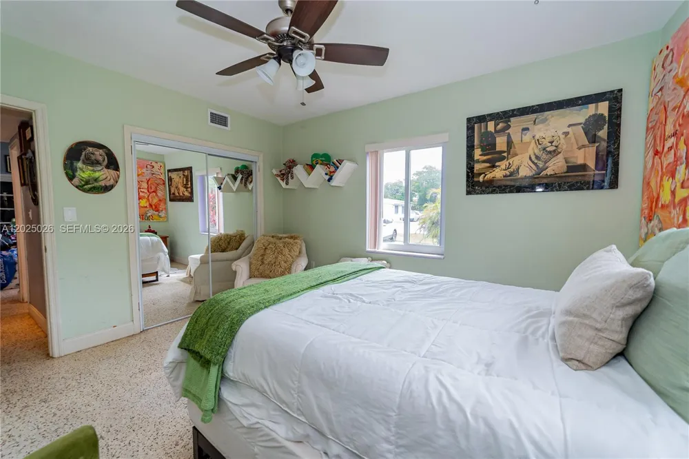 548 East Dr Miami Springs, FL 33166