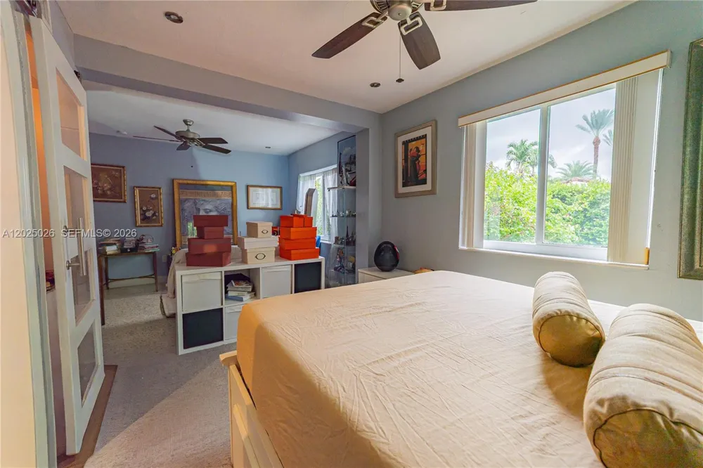 548 East Dr Miami Springs, FL 33166