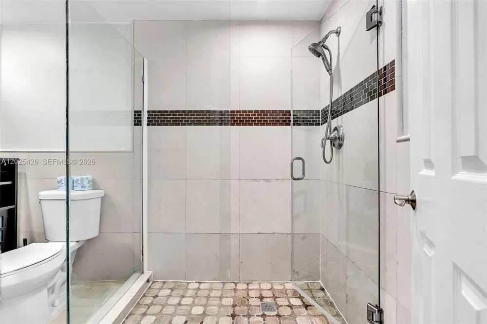 10004 E Bay Harbor Dr #3 Bay Harbor Islands, FL 33154