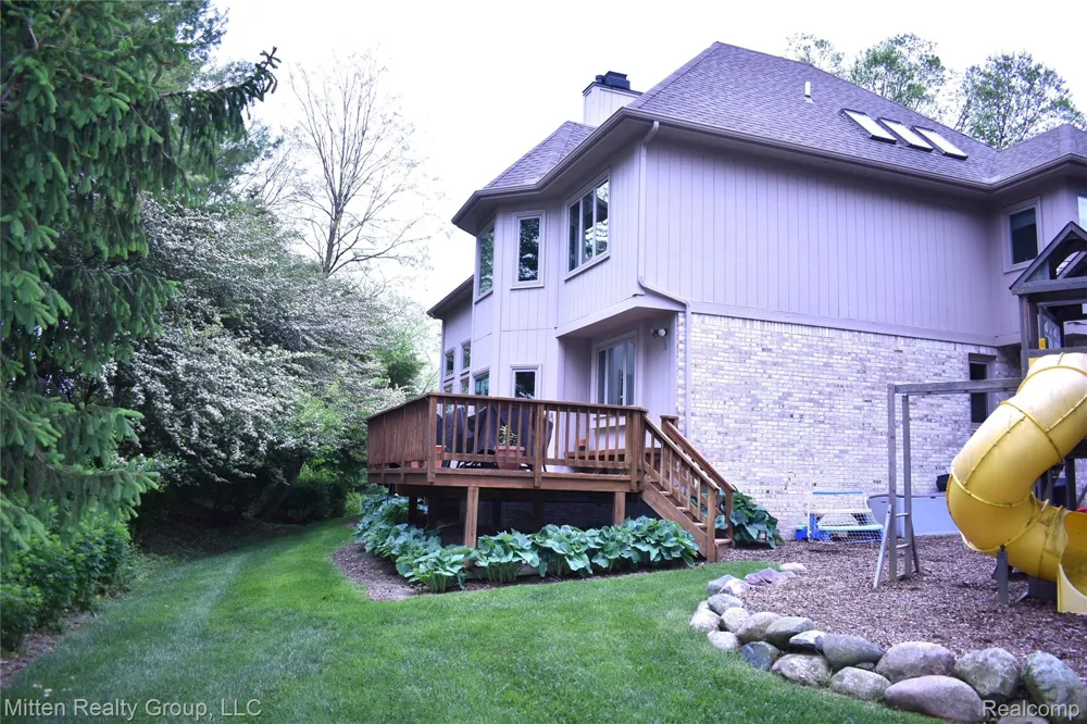 3351 Red Fox Court West Bloomfield Charter Township, MI 48324
