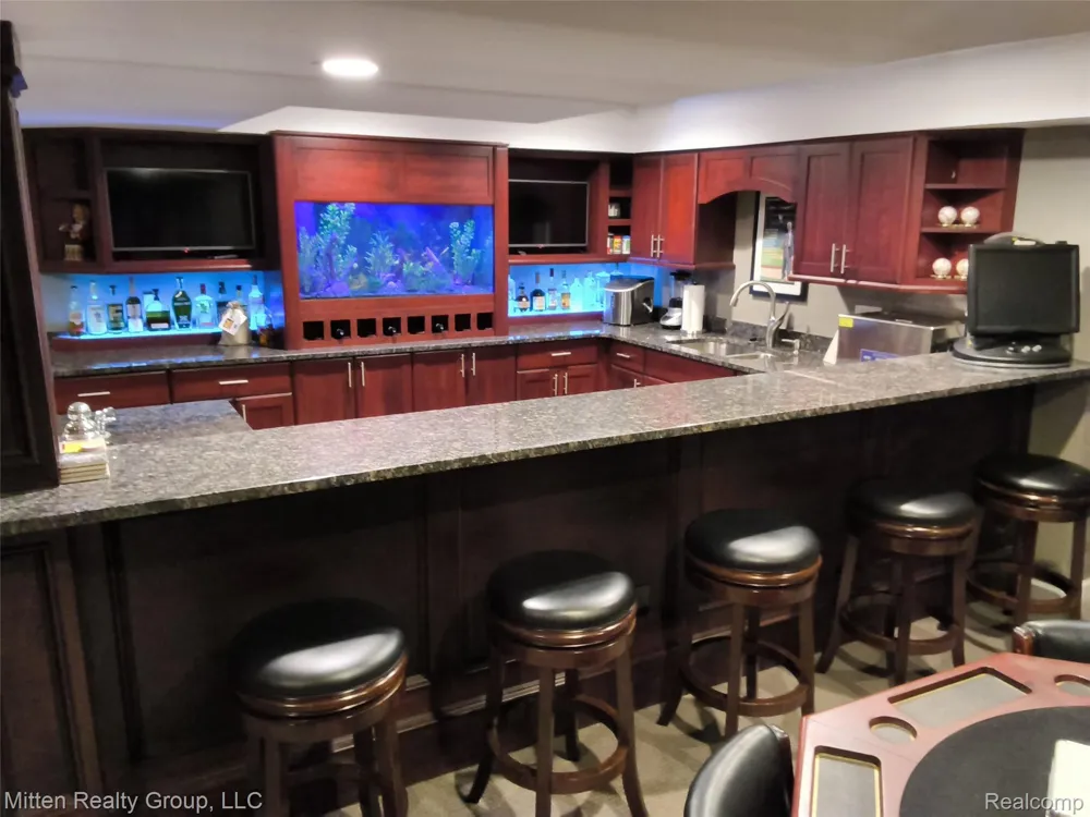 3351 Red Fox Court West Bloomfield Charter Township, MI 48324