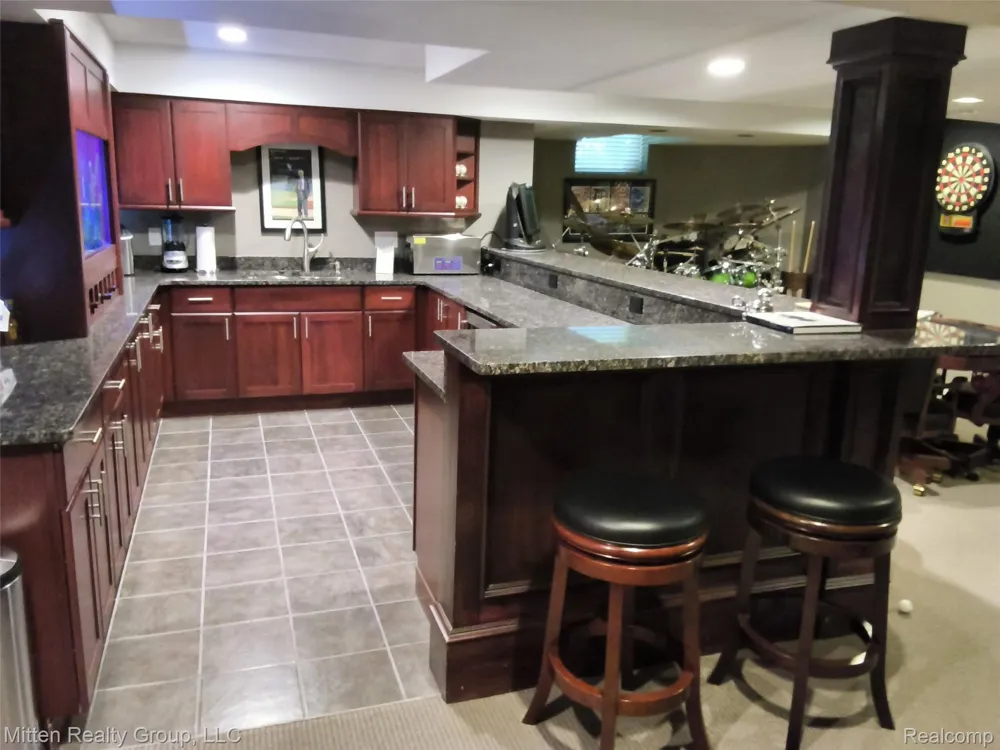 3351 Red Fox Court West Bloomfield Charter Township, MI 48324