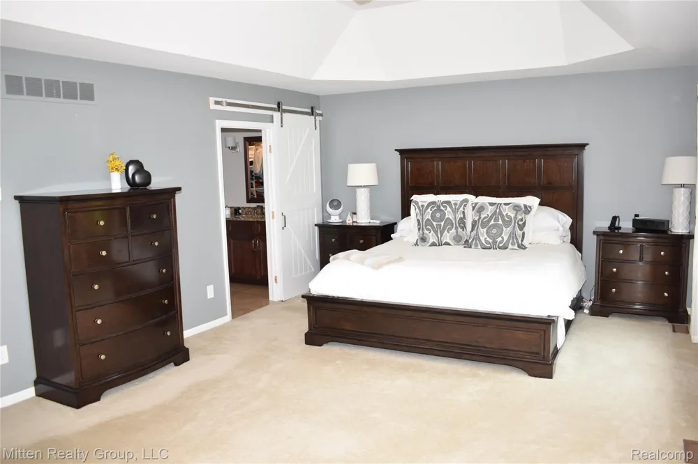 3351 Red Fox Court West Bloomfield Charter Township, MI 48324