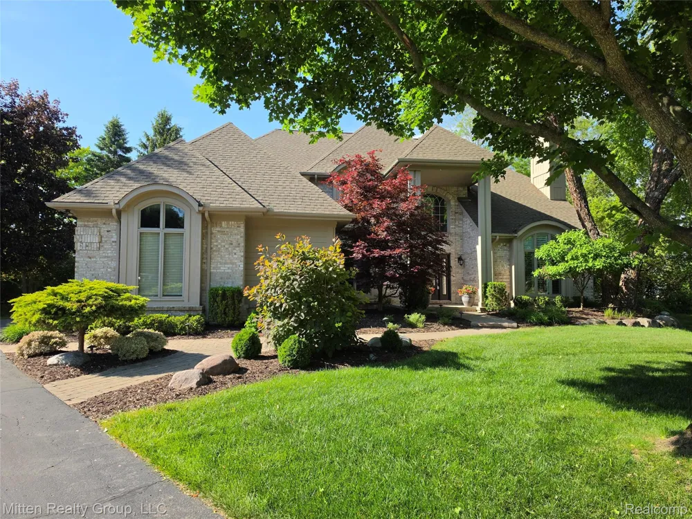 3351 Red Fox Court West Bloomfield Charter Township, MI 48324