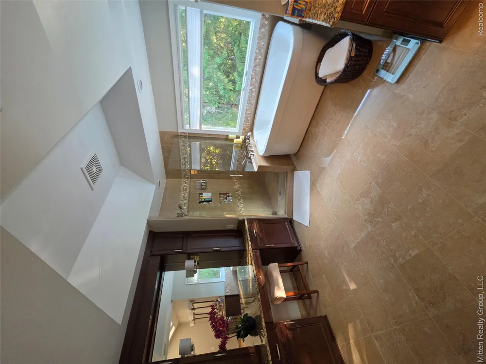3351 Red Fox Court West Bloomfield Charter Township, MI 48324