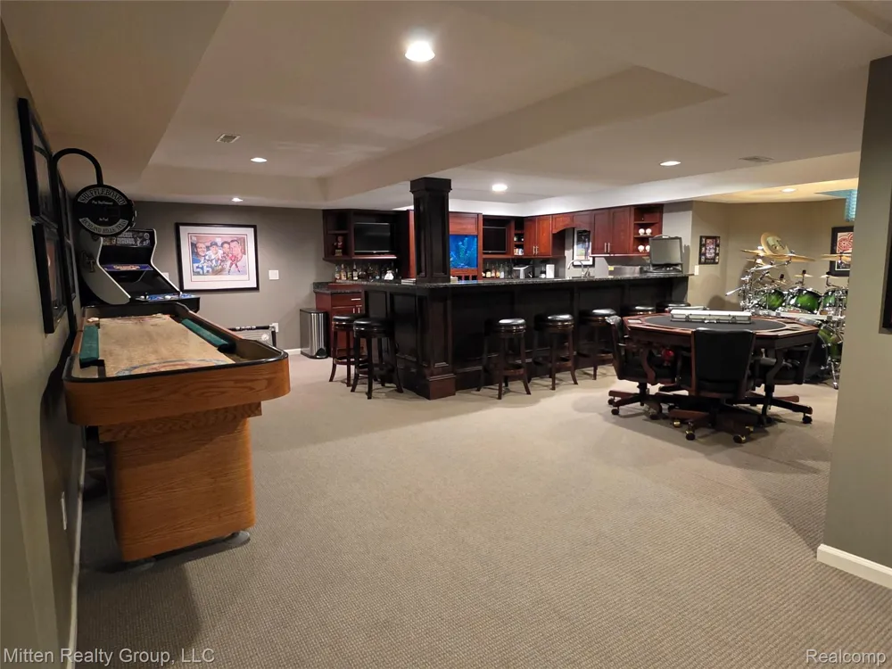 3351 Red Fox Court West Bloomfield Charter Township, MI 48324
