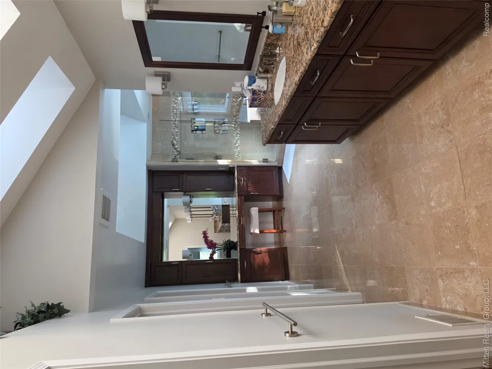 3351 Red Fox Court West Bloomfield Charter Township, MI 48324