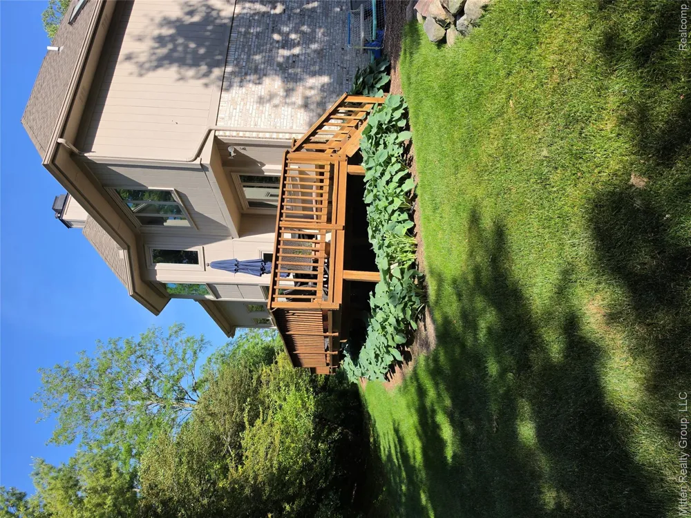 3351 Red Fox Court West Bloomfield Charter Township, MI 48324