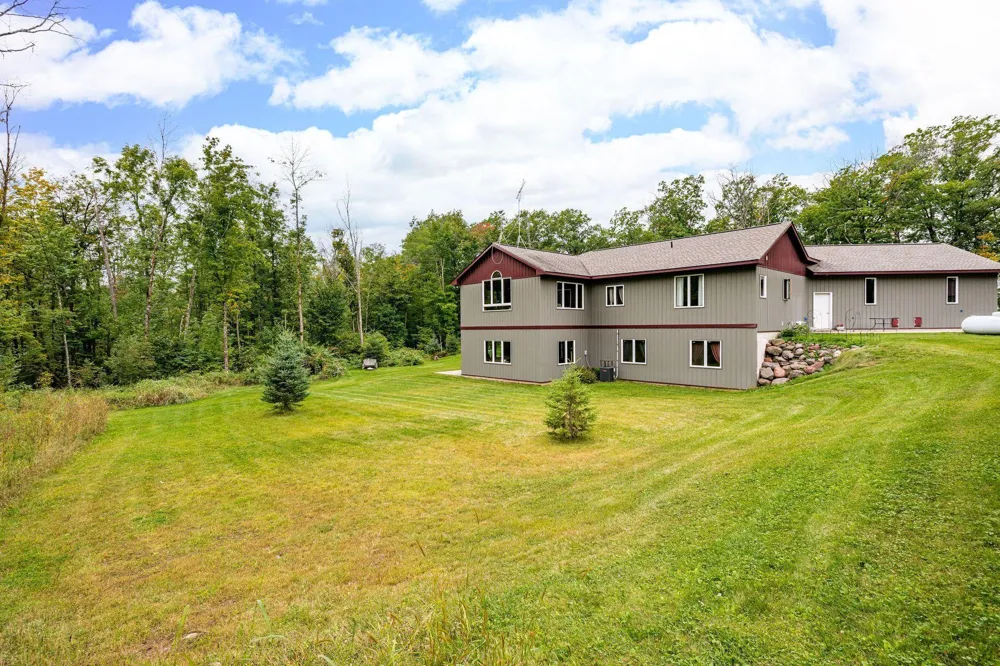 76100 Maple Road Willow River, MN 55795