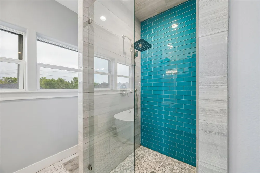 4019 Bayshore Drive Drive Bacliff, TX 77518