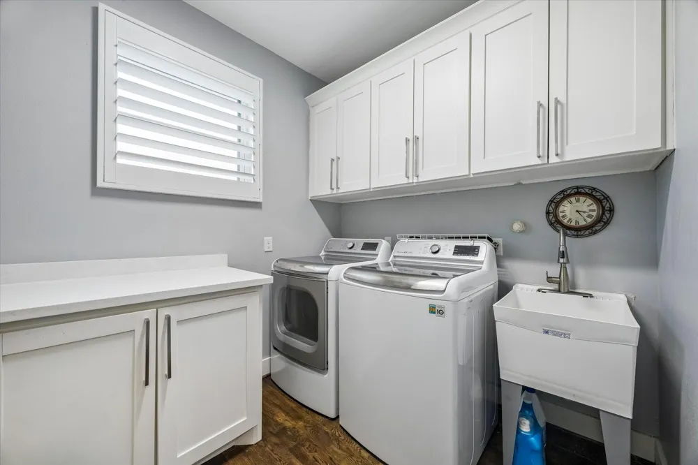 4019 Bayshore Drive Drive Bacliff, TX 77518