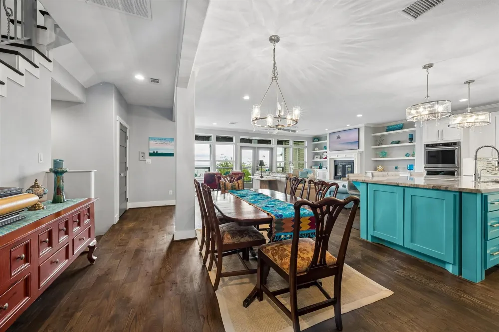 4019 Bayshore Drive Drive Bacliff, TX 77518