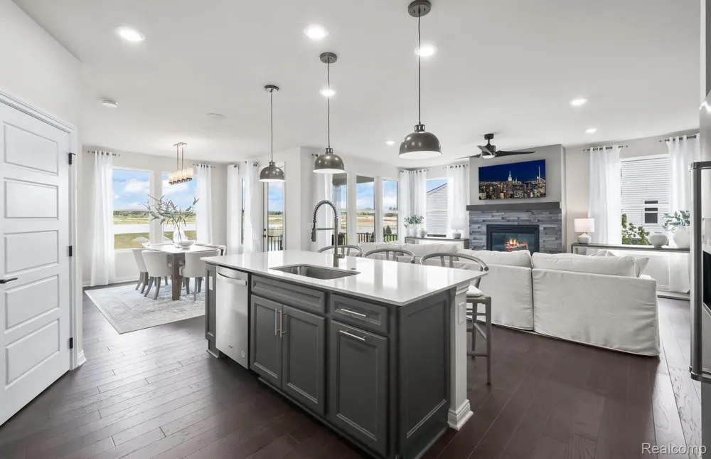 4137 Dogwood Drive Milford Charter Township, MI 48381