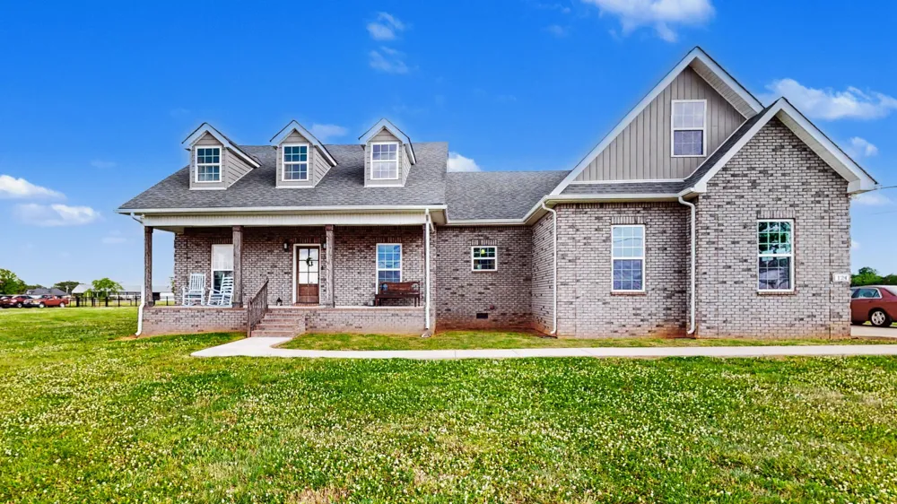 124 Barber Rd Unionville, TN 37180