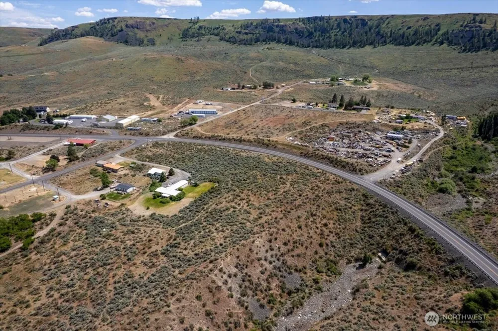 1660 Wild Life Lane Grand Coulee, WA 99133