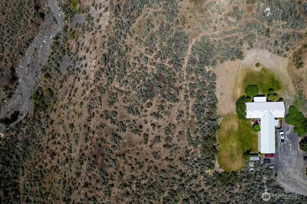 1660 Wild Life Lane Grand Coulee, WA 99133