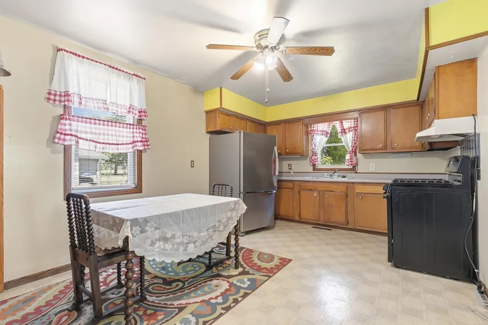 102 E Lyon Street Minneota, MN 56264