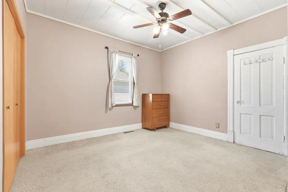 102 E Lyon Street Minneota, MN 56264