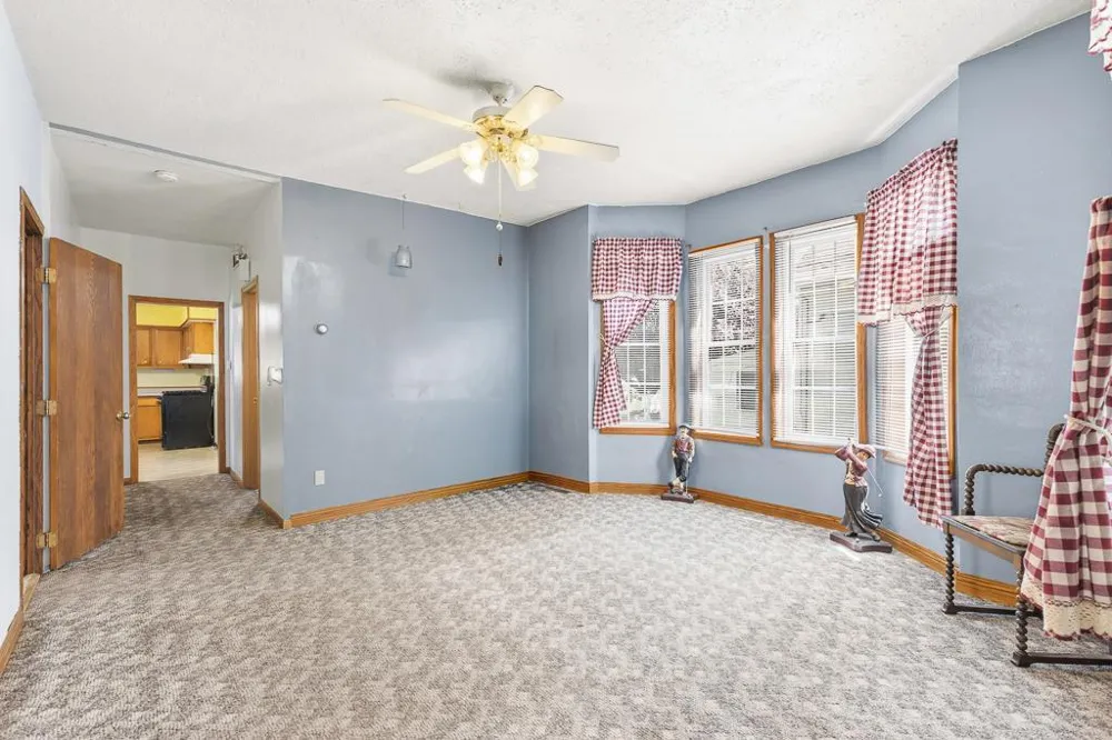 102 E Lyon Street Minneota, MN 56264