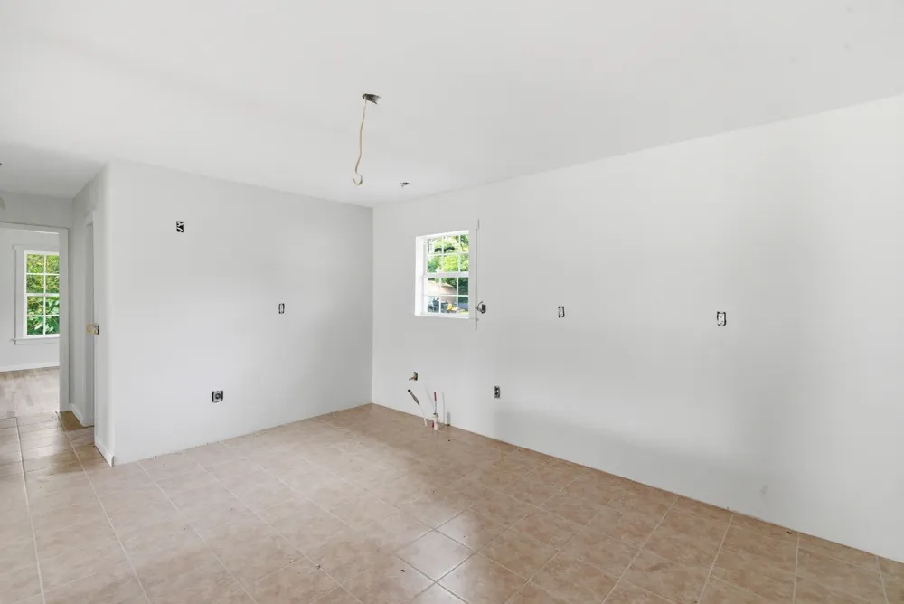 203 Kickapoo Street Lipan, TX 76462