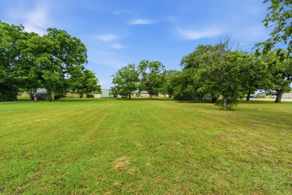203 Kickapoo Street Lipan, TX 76462