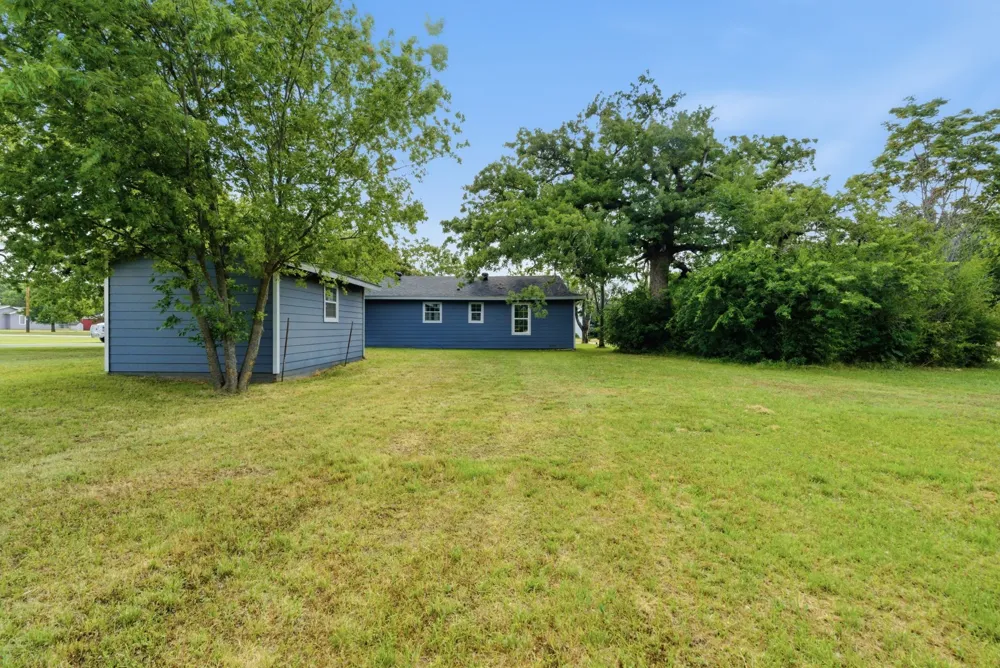 203 Kickapoo Street Lipan, TX 76462
