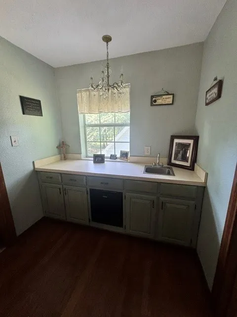 2746 Hopson Drive Athens, TX 75752