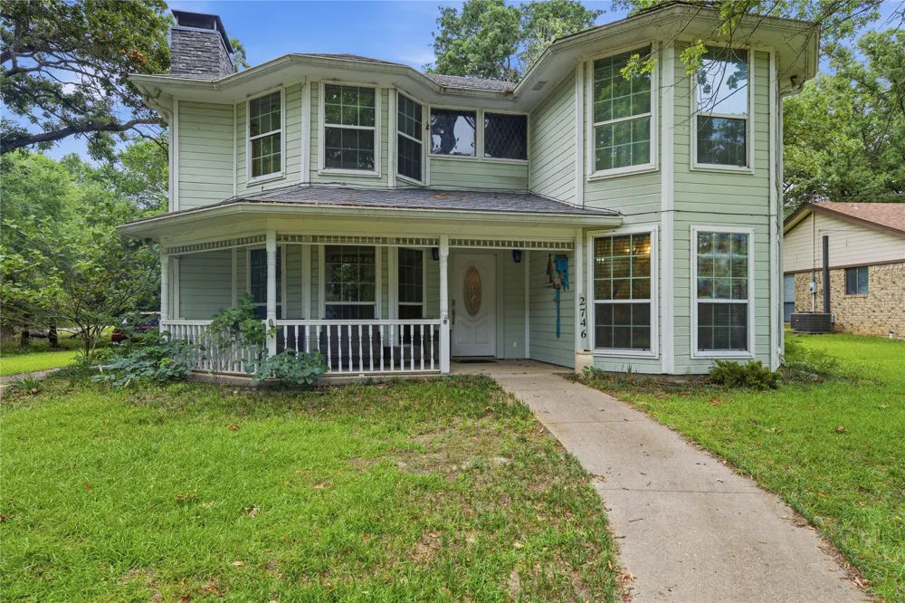 2746 Hopson Drive Athens, TX 75752