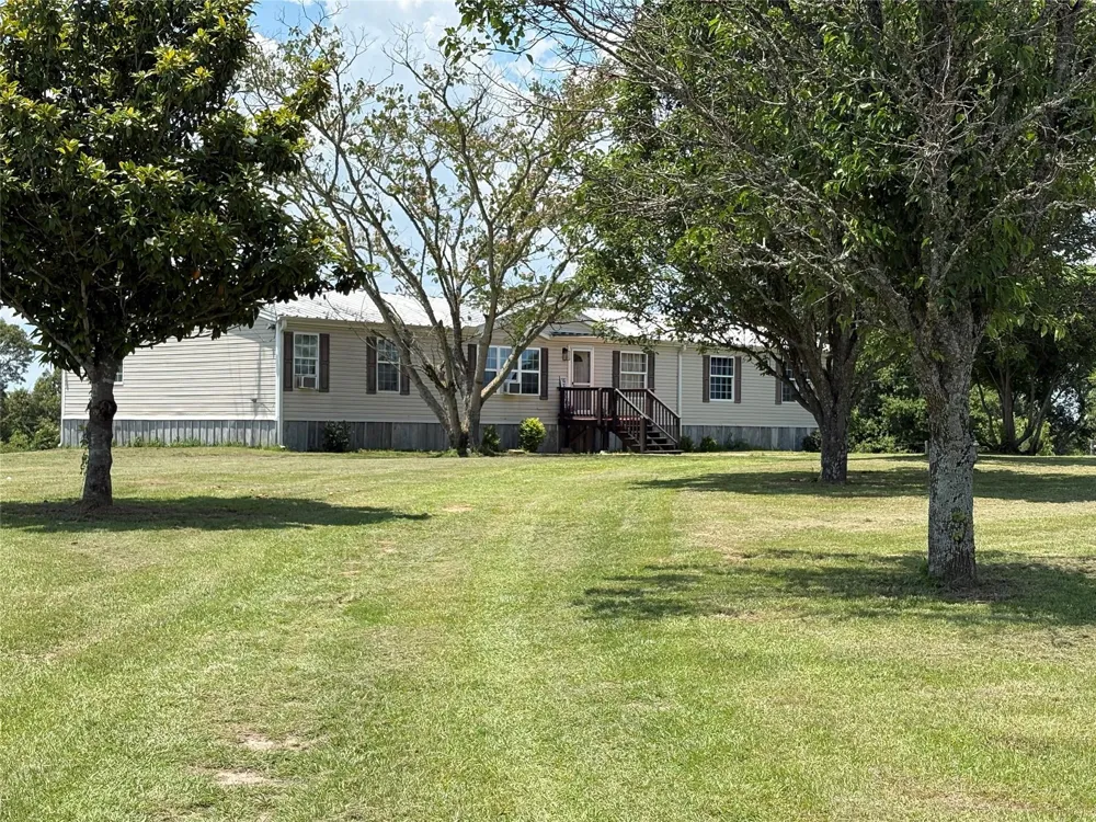 2346 Pr 1105 Midway, TX 75852